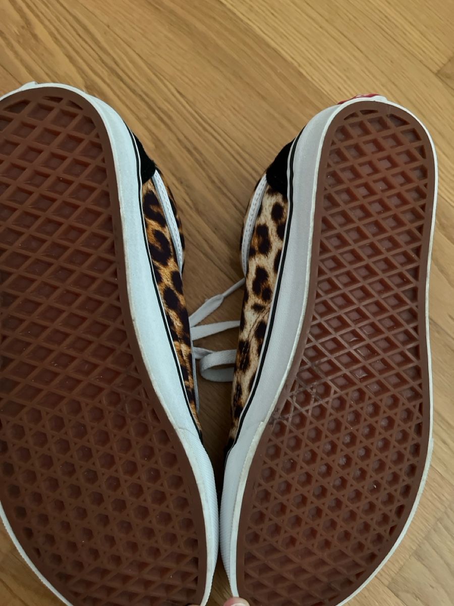 Vans Scarpe da donna: Vans Old Skool Leo Schwarz Grösse 40 – Usato da Lyss venduto da dom_tj5h 2