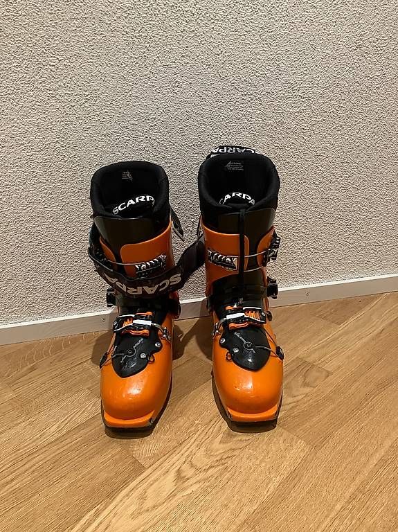 Chaussures hommes: Scarpa Skitourenschuhe – D'occasion à Zürich par tim_dt6l 1