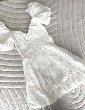 Süsses Kleid von New Yorker