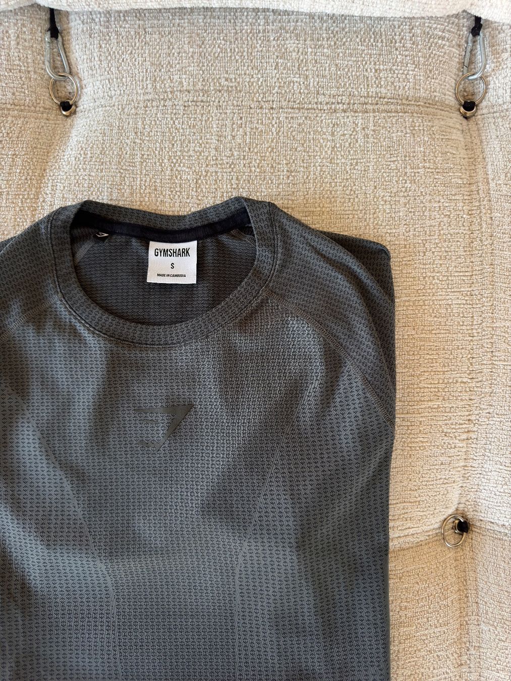 Gymshark T-shirt: Gymshark | T-Shirt – Nuovo (secondo la descrizione) da Horgen venduto da onur_5 1