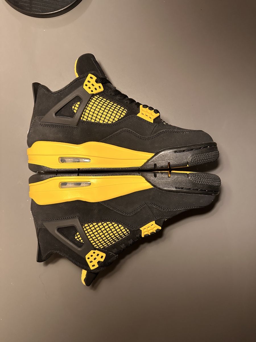 Jordan Scarpe da uomo: Air Jordan 4 Thunder (2023) – Nuovo (secondo la descrizione) da Mollis venduto da oli_gr 1