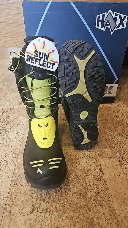 Chaussures hommes: Feuerwehrstiefel – D'occasion à St. Silvester par mat_b7rw