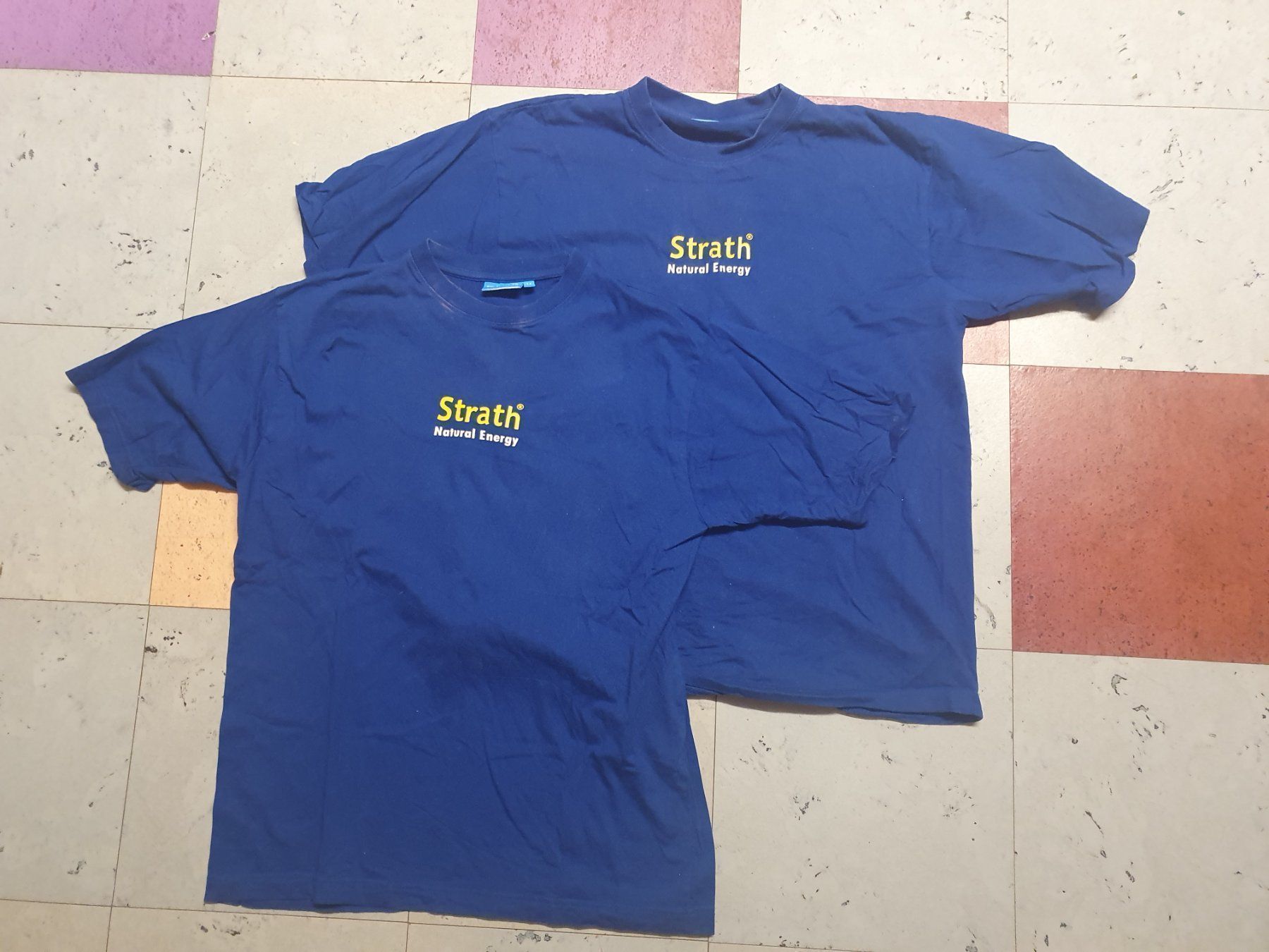 T-shirt: T-Shirt (Strath) – Usato da Moosseedorf venduto da Sonnenschein..