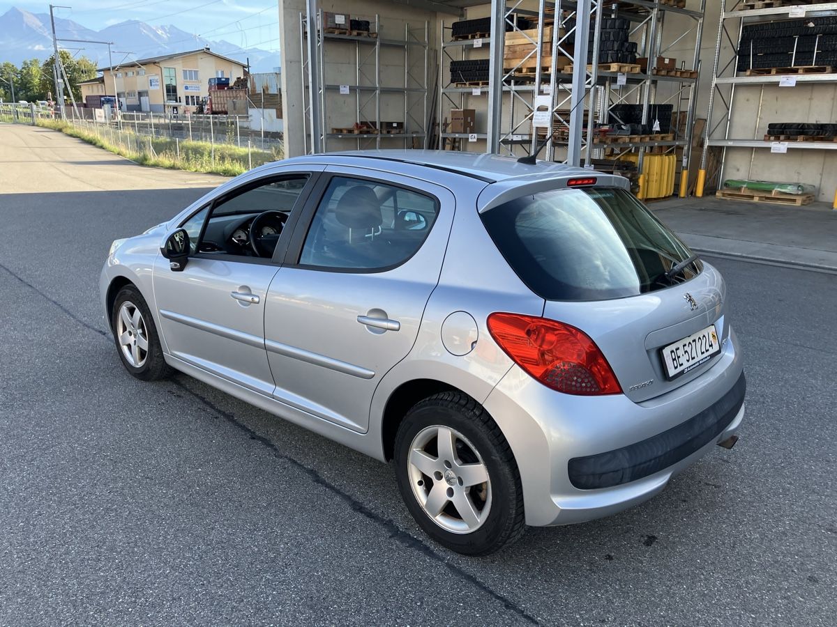 Peugeot Automobili: Peugeot 207 – Usato da Unterseen venduto da krampo 1