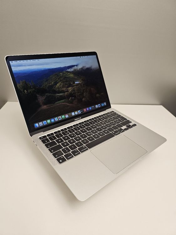 Macbook air 2020 M1 Chip, 256GB, 8GB RAM, Batterie Nur 92 Cy Kaufen auf Ricardo