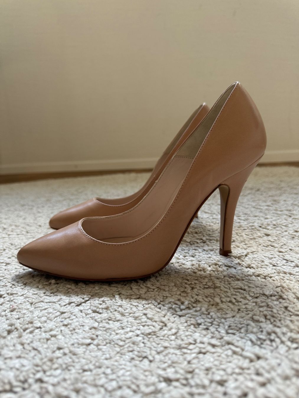 Scarpe da donna: Stöckelschuhe in beige – Usato da Binningen venduto da lea_5mf8 1