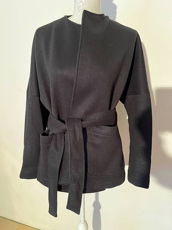 H&M Giacche: Jacke schwarz H&M – Nuovo (secondo la descrizione) da wolfhausen venduto da per13lina