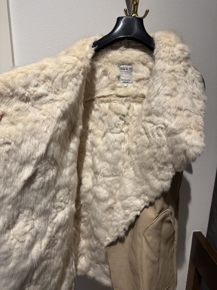 Zara Gilet & Giacche senza maniche: Fauxfur Weste – Usato da Basel venduto da Romandi 1