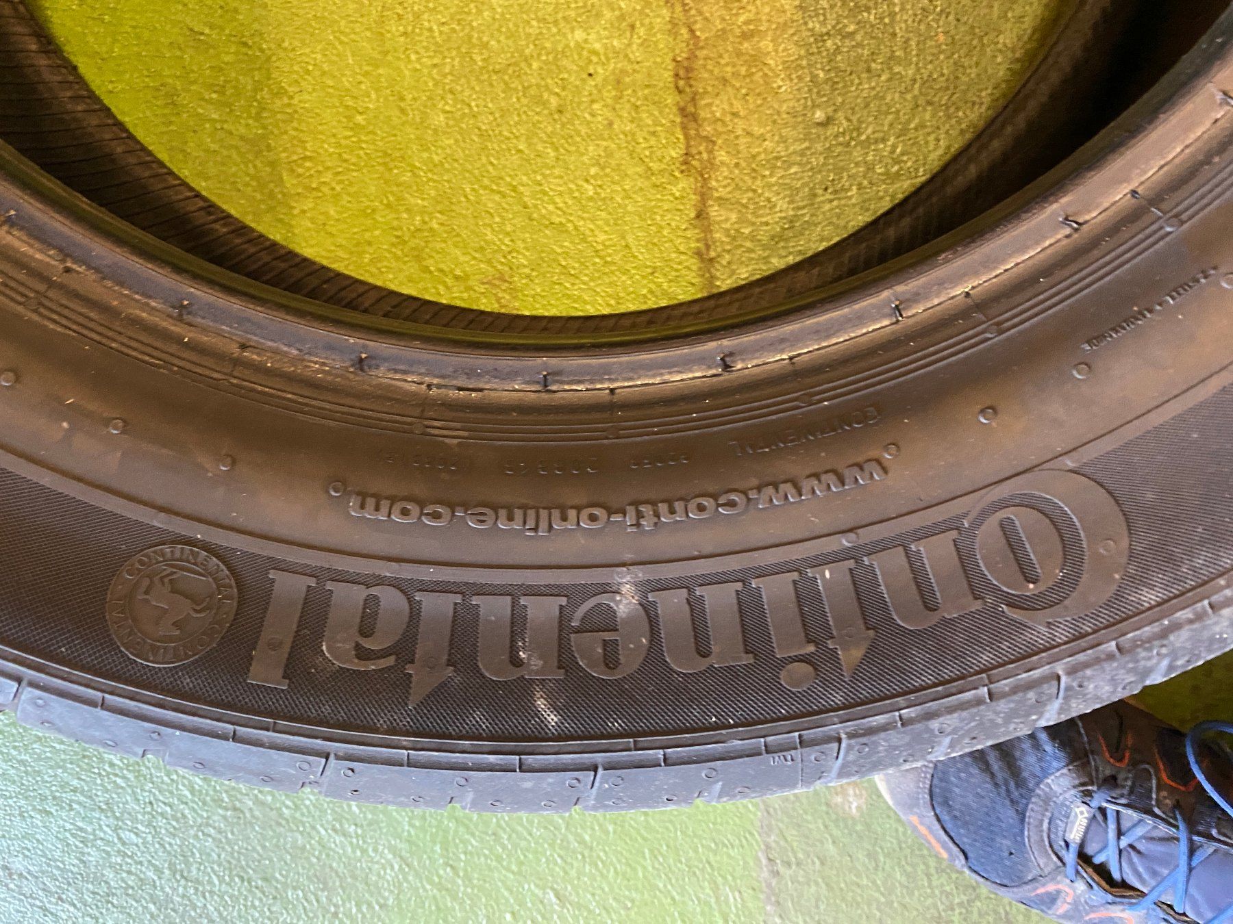 Continental Pneus & Kompletträder: Sommerreifen 225/55 R17 – Gebraucht aus Kaltbrunn von Steoli74 1