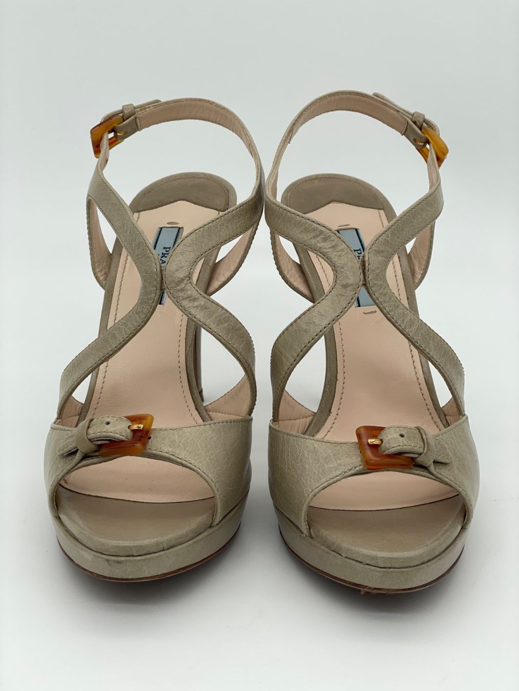 Prada Scarpe da donna: Prada Tortoise Buckle Platform EU 39 – Usato da Zürich venduto da shoe_shop 4
