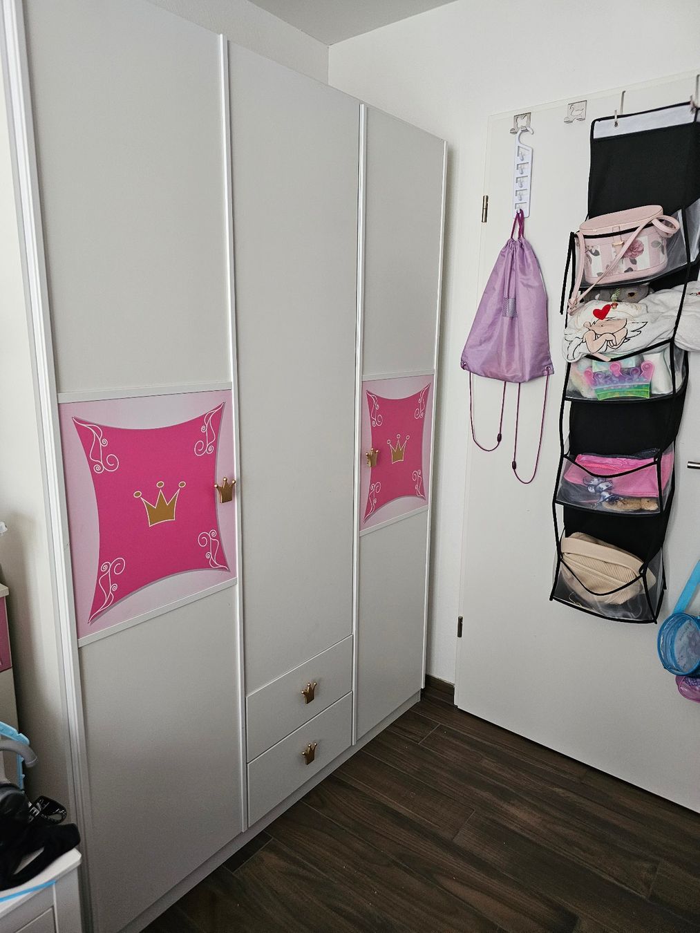 Armadi: Kinderschrank Set mit passender Kommode – Usato da Altwis venduto da jsc_5ccr