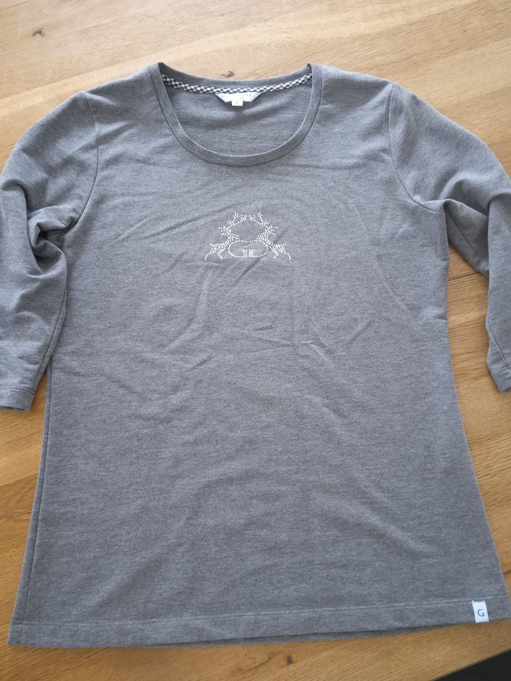 Pullover & Sweatshirts: Shirt mit Hirschen Gr. L 3/4 Arm Anthrazit – Gebraucht aus Rothrist von MaSa82
