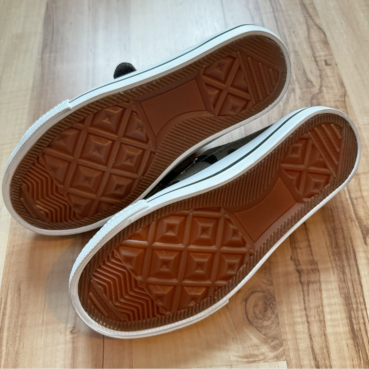 Scarpe per ragazzi: Sneaker, Junge, 32, Camouflage, neu – Nuovo (secondo la descrizione) da Wilen b. Wil venduto da carpediem25 3