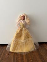 Barbie Puppe Goldenes Kleid mit Tüll Grösse 30 cm