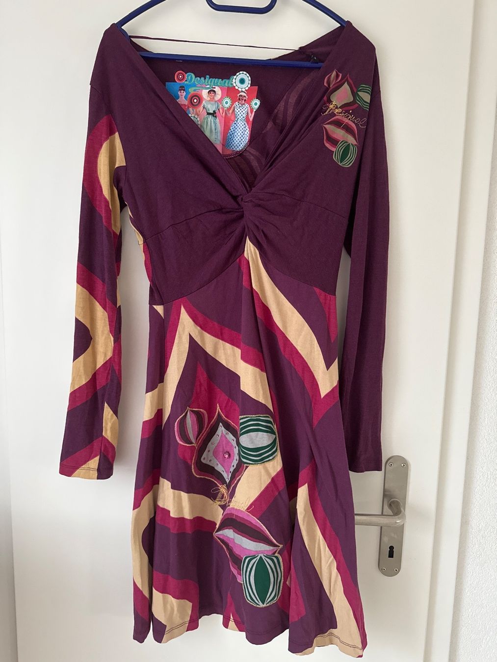 Desigual Vestiti: Desigual Kleid Gr L – Usato da Gelterkinden venduto da Biene8