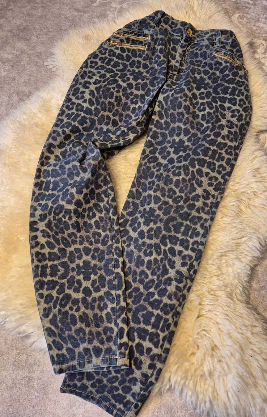 Mos mosh Jeans: Leopardenjeans Mos Mosh – Gebraucht aus Leissigen von ali_k9v8 2