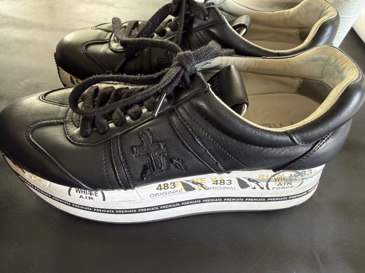 Premiata Chaussures femmes: Une paire de Sneakers Premiata dame – D'occasion à Vernier par ley_yqh9 2