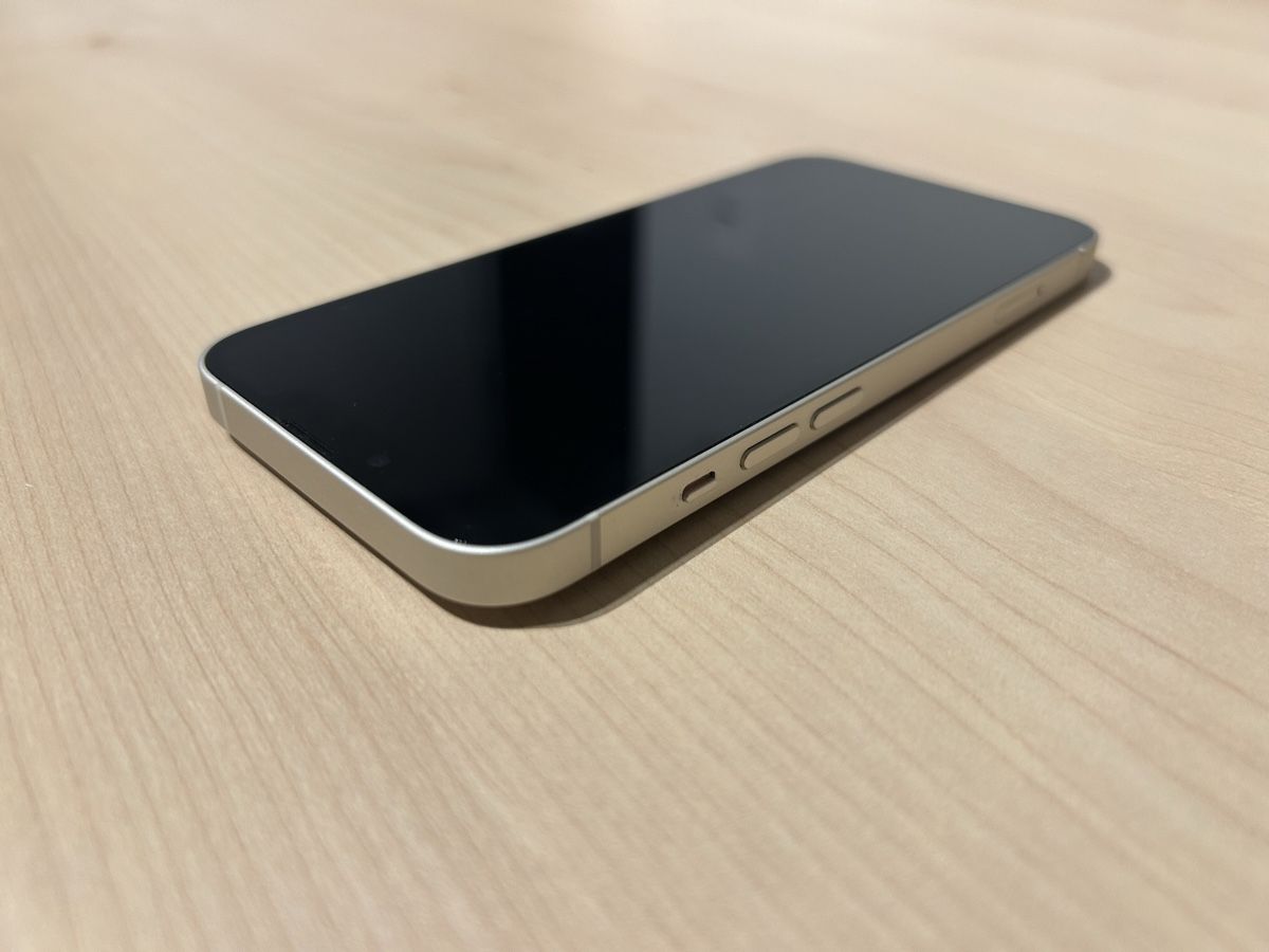 Apple Handys / Smartphones: iPhone 13 weiss 128 GB – Gebraucht aus Zürich von  3