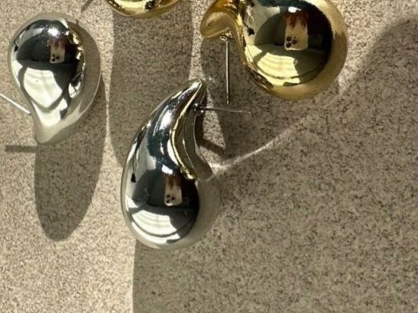 Orecchini pendenti & Orecchini a lobo: Ohrstecker Tropfenform Silber – Nuovo e nell'imballaggio originale da Dietikon venduto da vithya88 2