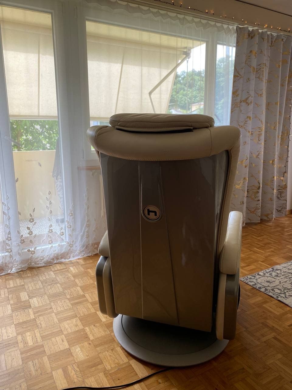 Dispositivi per massaggi: Massagestuhl Leder Himolla Cumulus High Tech Premium – Usato da Porrentruy venduto da 1321321321 6