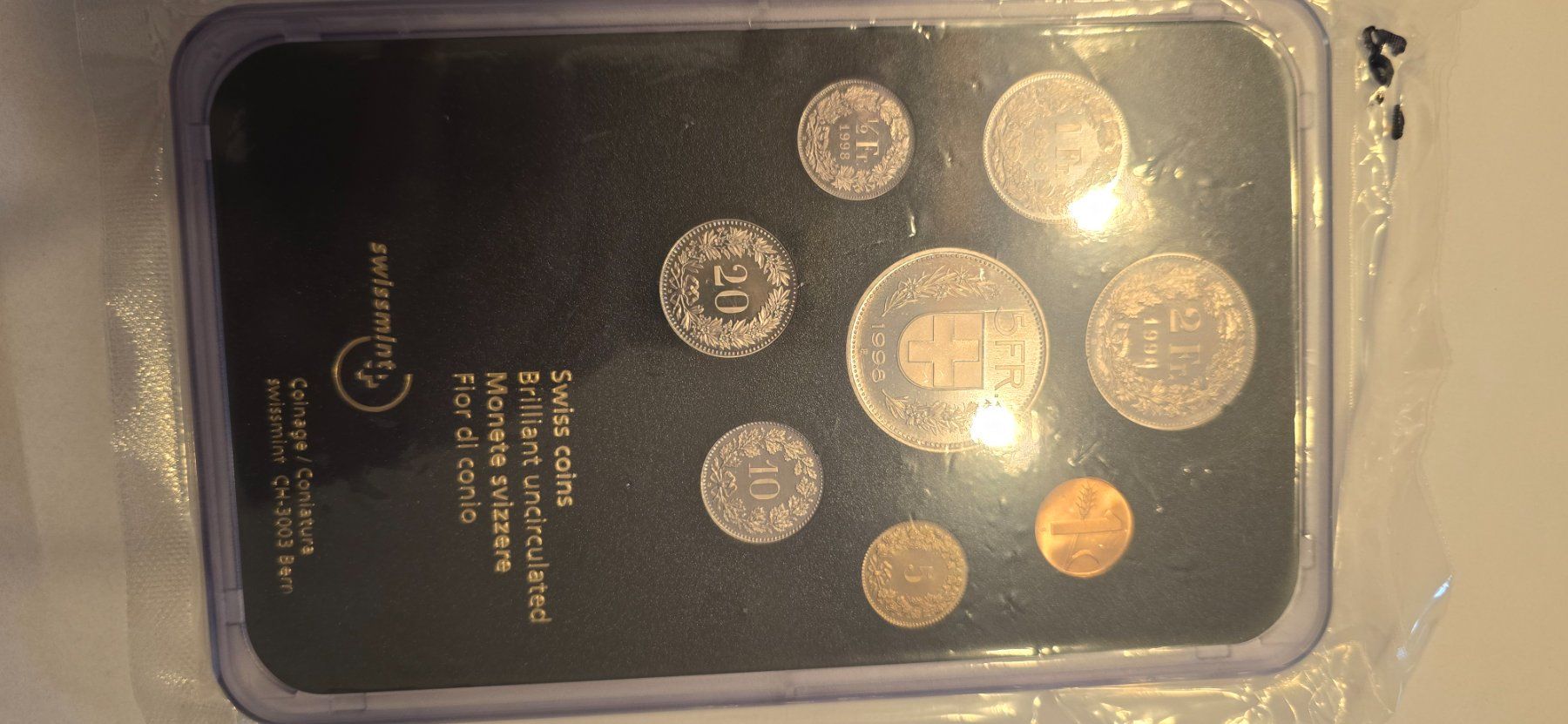 Tutti le monete: Pieces Fleur de coin 1998 – Nuovo e nell'imballaggio originale da Fribourg venduto da yan_z5fr