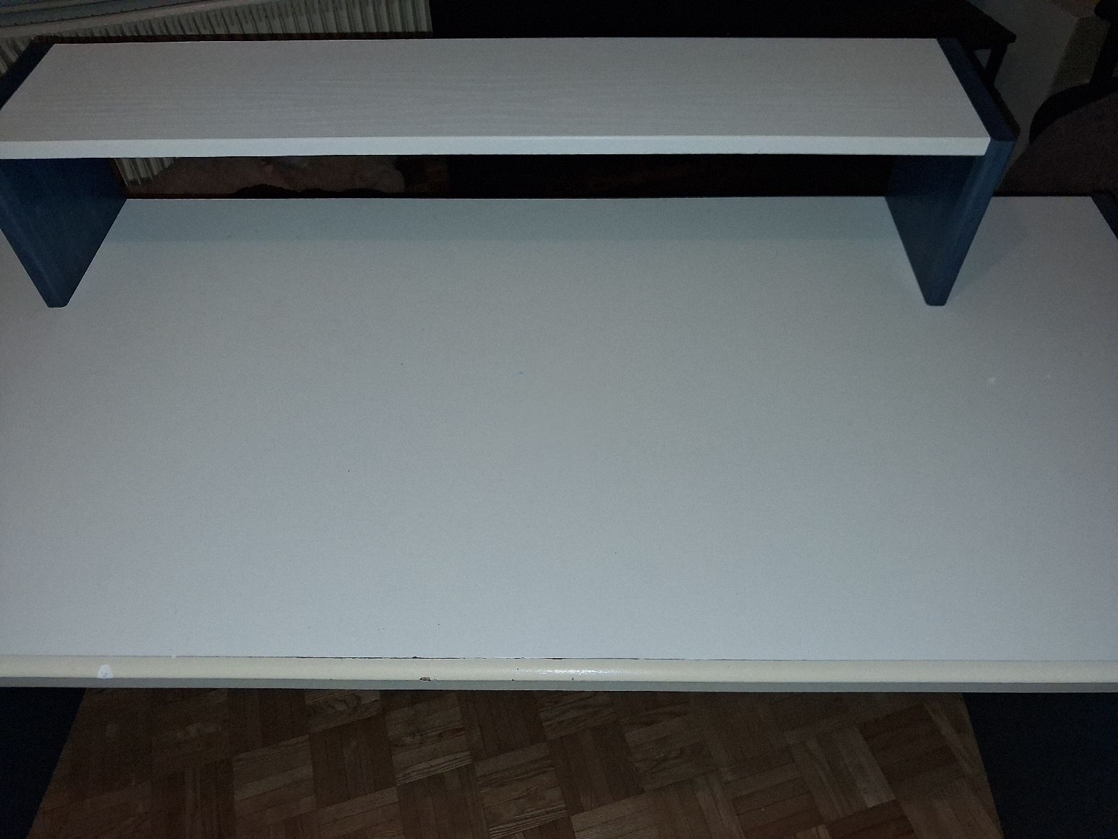 Scrivanie: Schreibtisch weiss blau mit Ablage – Usato da Neuhausen am Rheinfall venduto da Shine7878 3