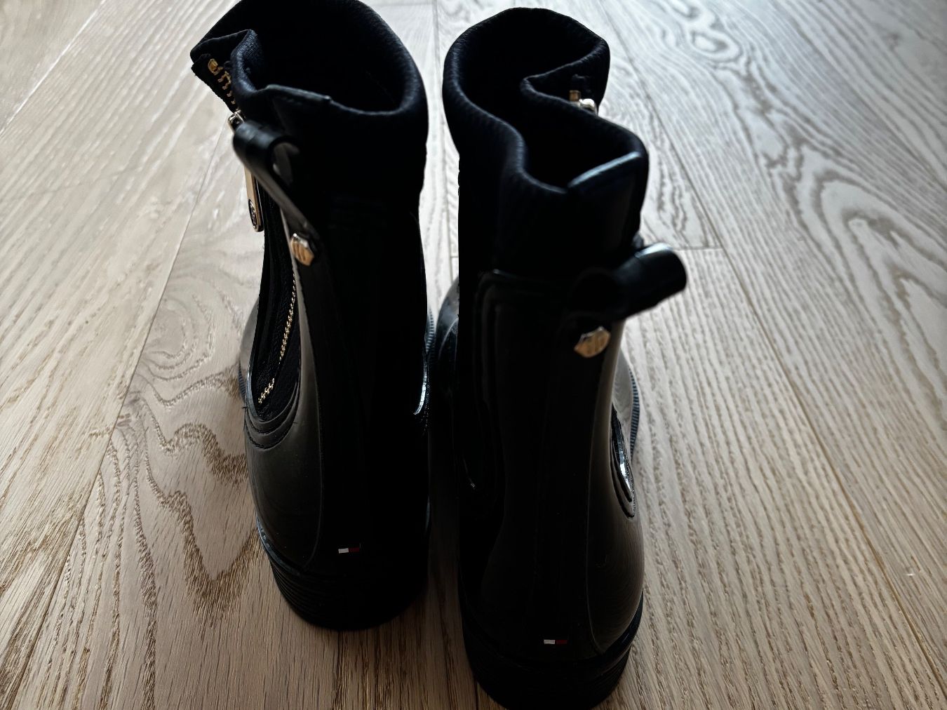 Tommy Hilfiger Scarpe da donna: Tommy Hilfiger Gummistiefel – Usato da Meggen venduto da Jeannine_24 2