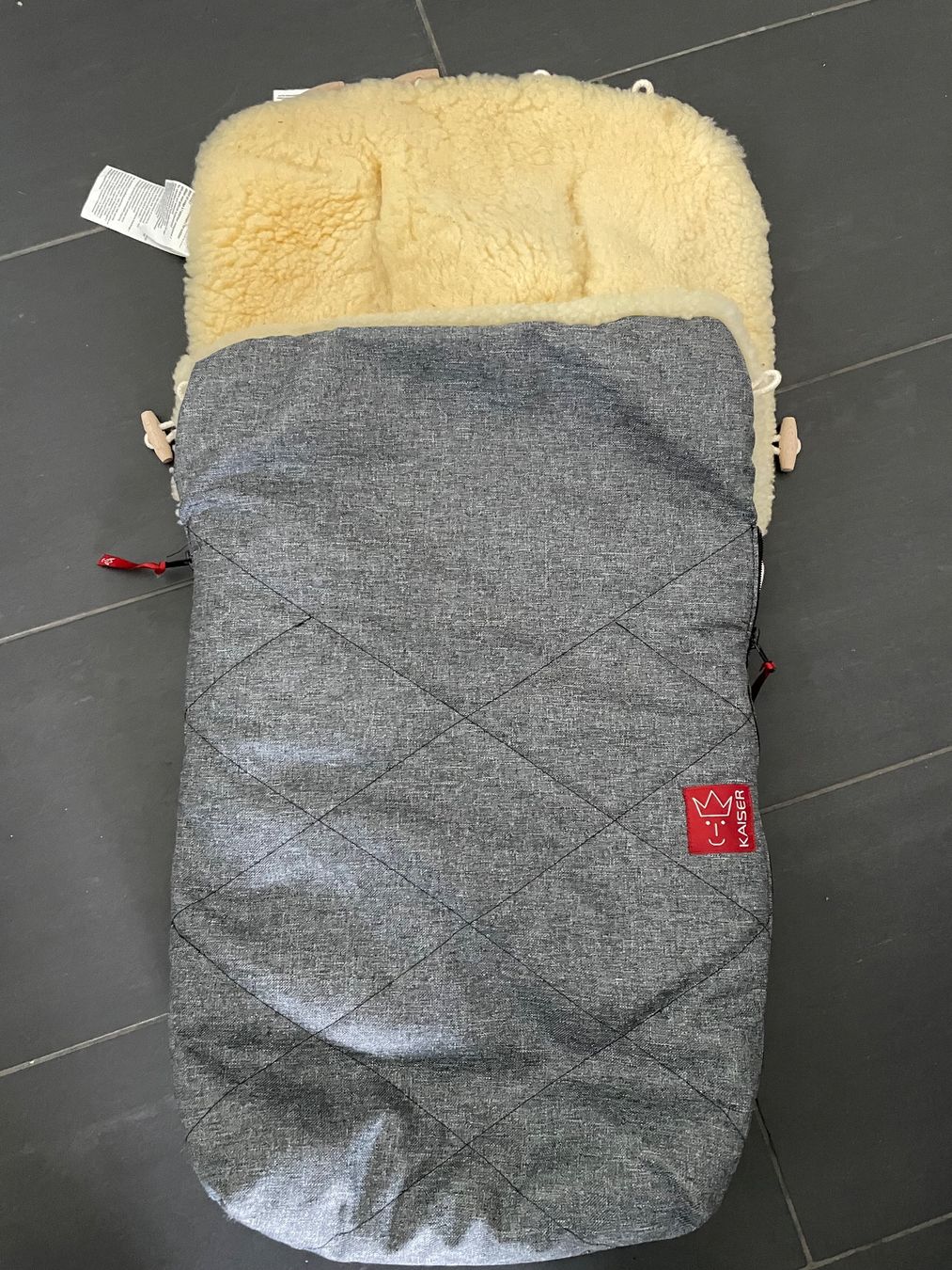 Sacs de couchage: Lammfellfusssack – D'occasion à Hausen AG par Hefe03
