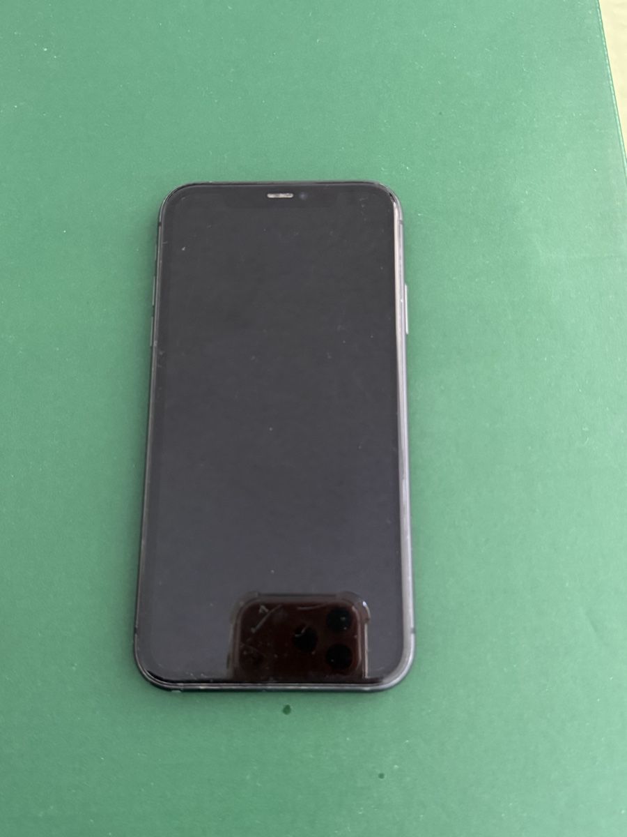 Apple Portables: Verkaufe iPhone 11 – D'occasion à Neuenhof par mar_s9y9