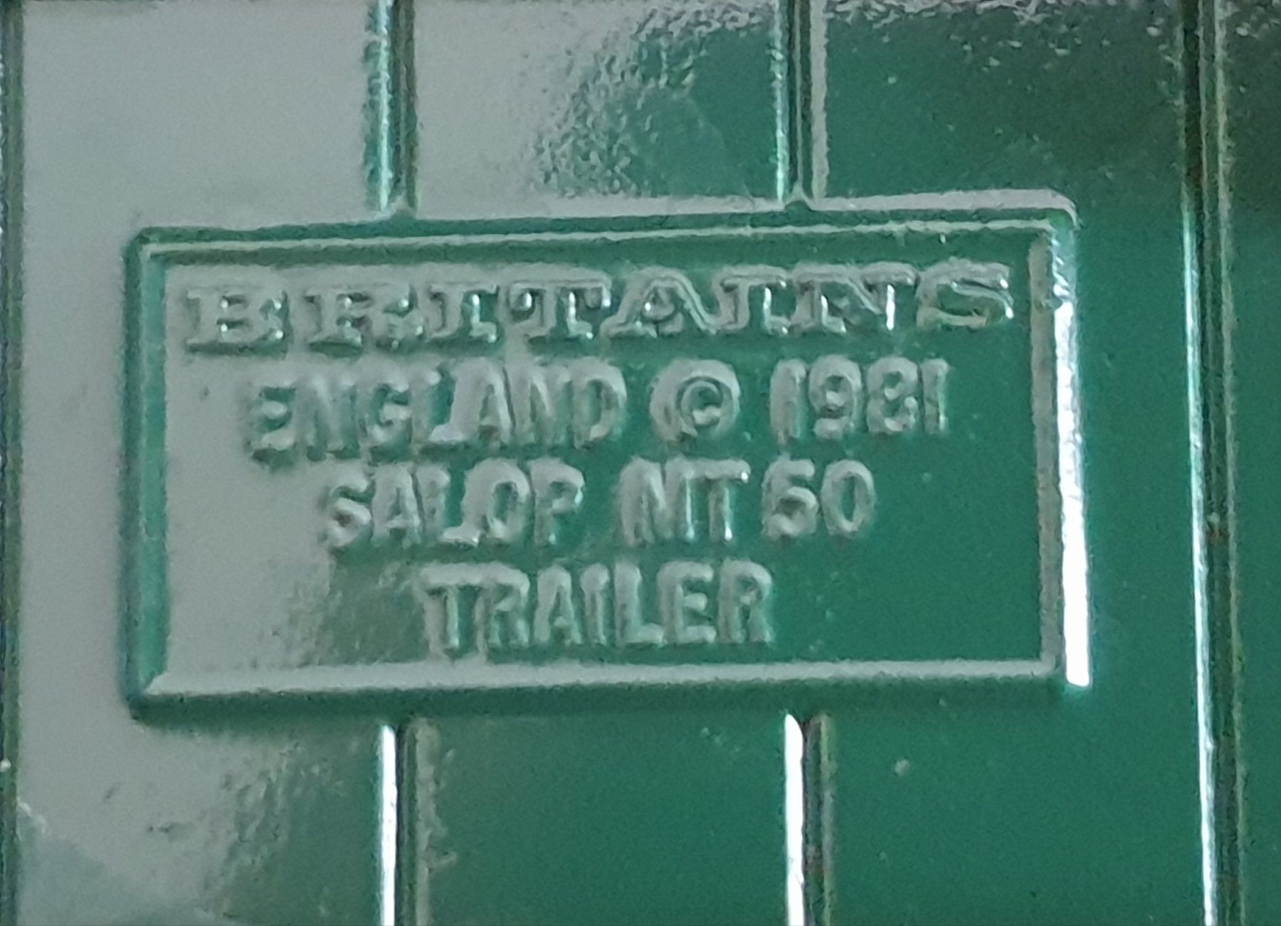 Britains Modellini d'auto: Britains Salop Trailer 9533 von 1981 1:32 Mint, aber.... – Nuovo (secondo la descrizione) da Wallisellen venduto da Walter8304 4
