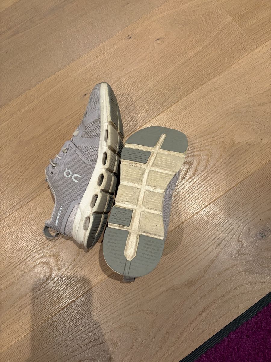 On Damenschuhe: On turn Schuhe Grösse 36 – Gebraucht aus Zufikon von pau_dj5m 1