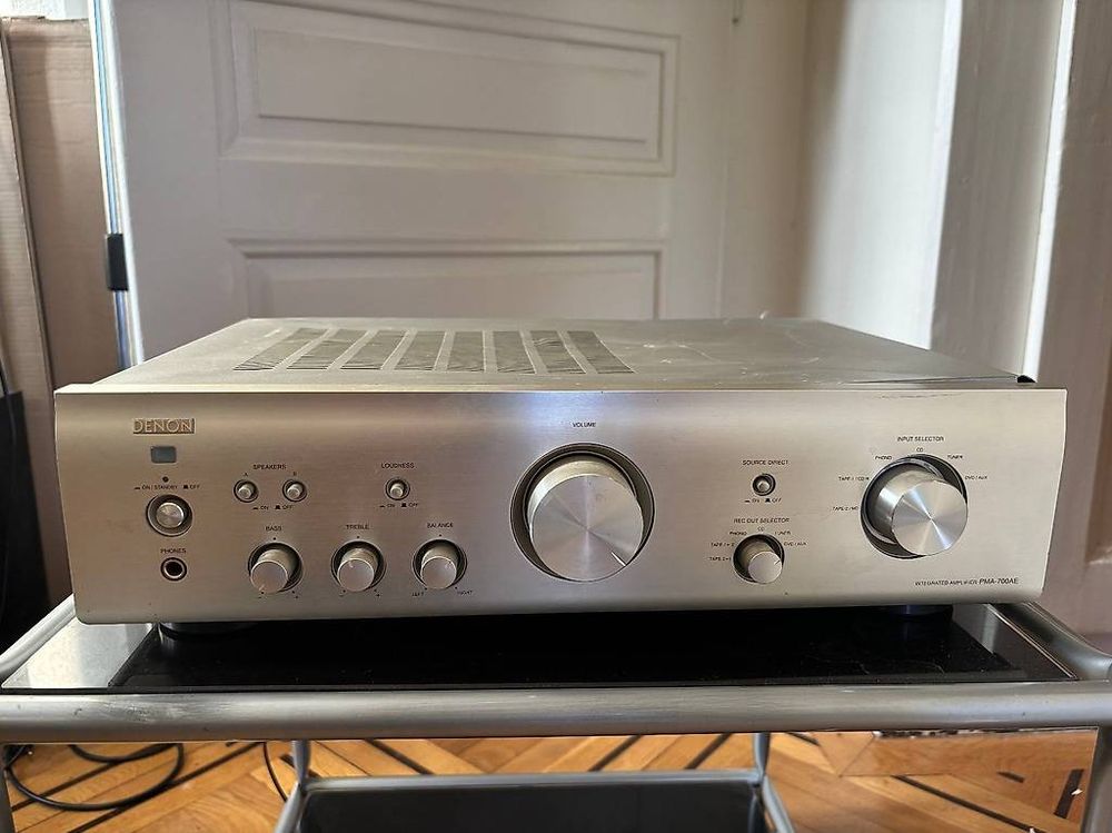 Denon PMA-735R Stereo Amplifier. Phono Input
