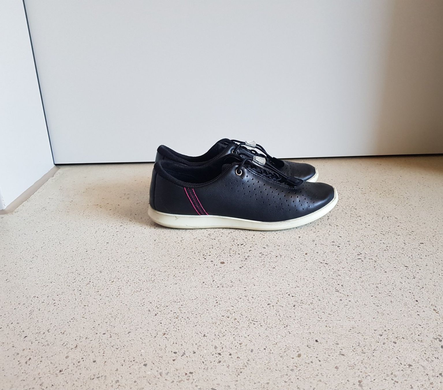 Ecco Scarpe da donna: Ecco Damen Sneaker Grösse 39 – Usato da Basel venduto da fafa68