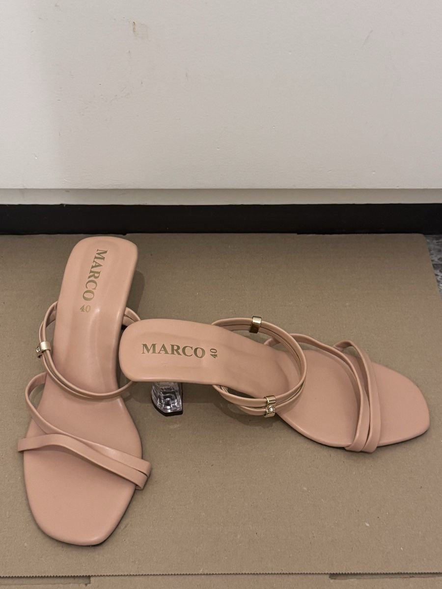Scarpe da donna: Sandale MARCO beige Grösse 40 neu – Nuovo (secondo la descrizione) da Basel venduto da ori_w7wq 1
