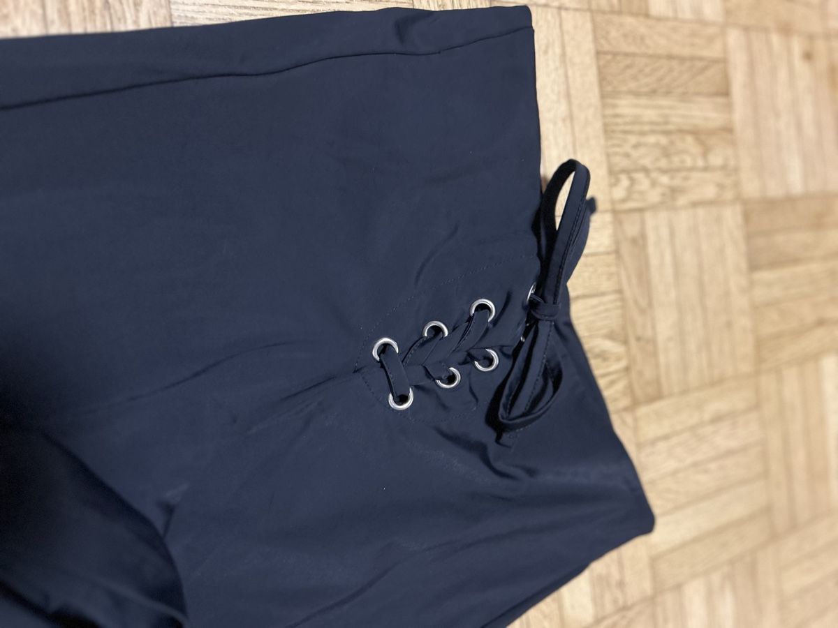 Asos Leggings: Asos Leggins XXS schwarz gothic – Nuovo (secondo la descrizione) da Winterthur venduto da MetalCicada 1