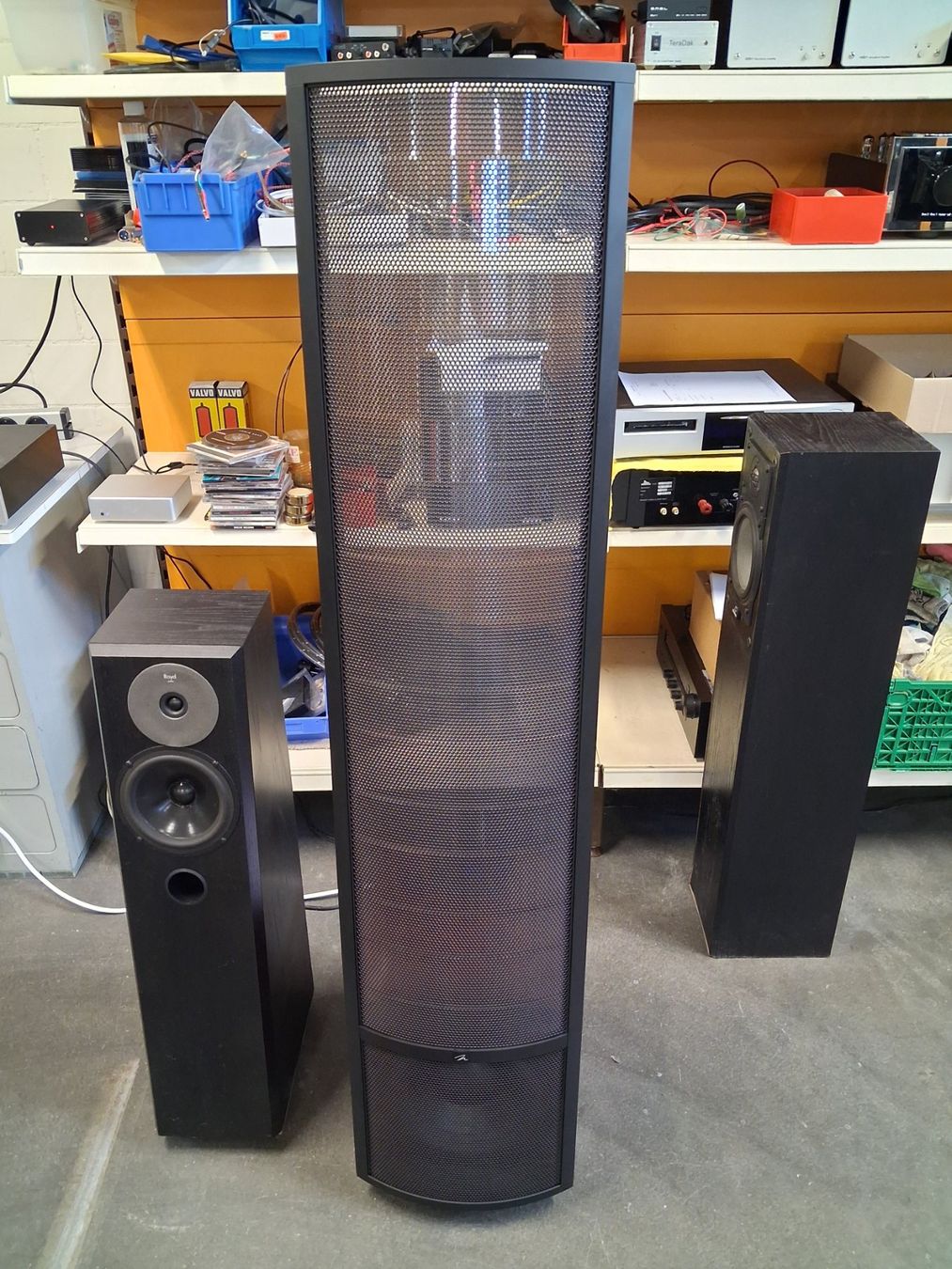 Martin Logan Casse acustiche: Martin Logan Spire Hybrid Elektrostat – Usato da Wohlen AG venduto da strowo