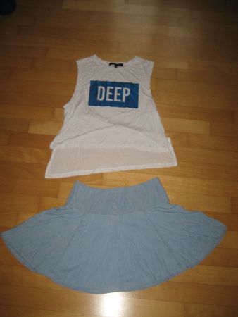 Jupe mit T-Shirt