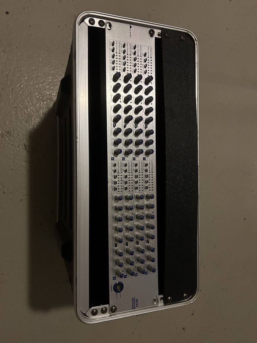 Strumenti musicali: Alto CLE8 Compressor Limiter Gate – Usato da Birr venduto da nbsound 1
