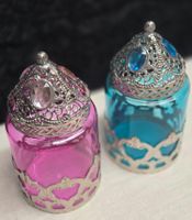 2 Orientalische Gläser mit Deckel, pink & türkis