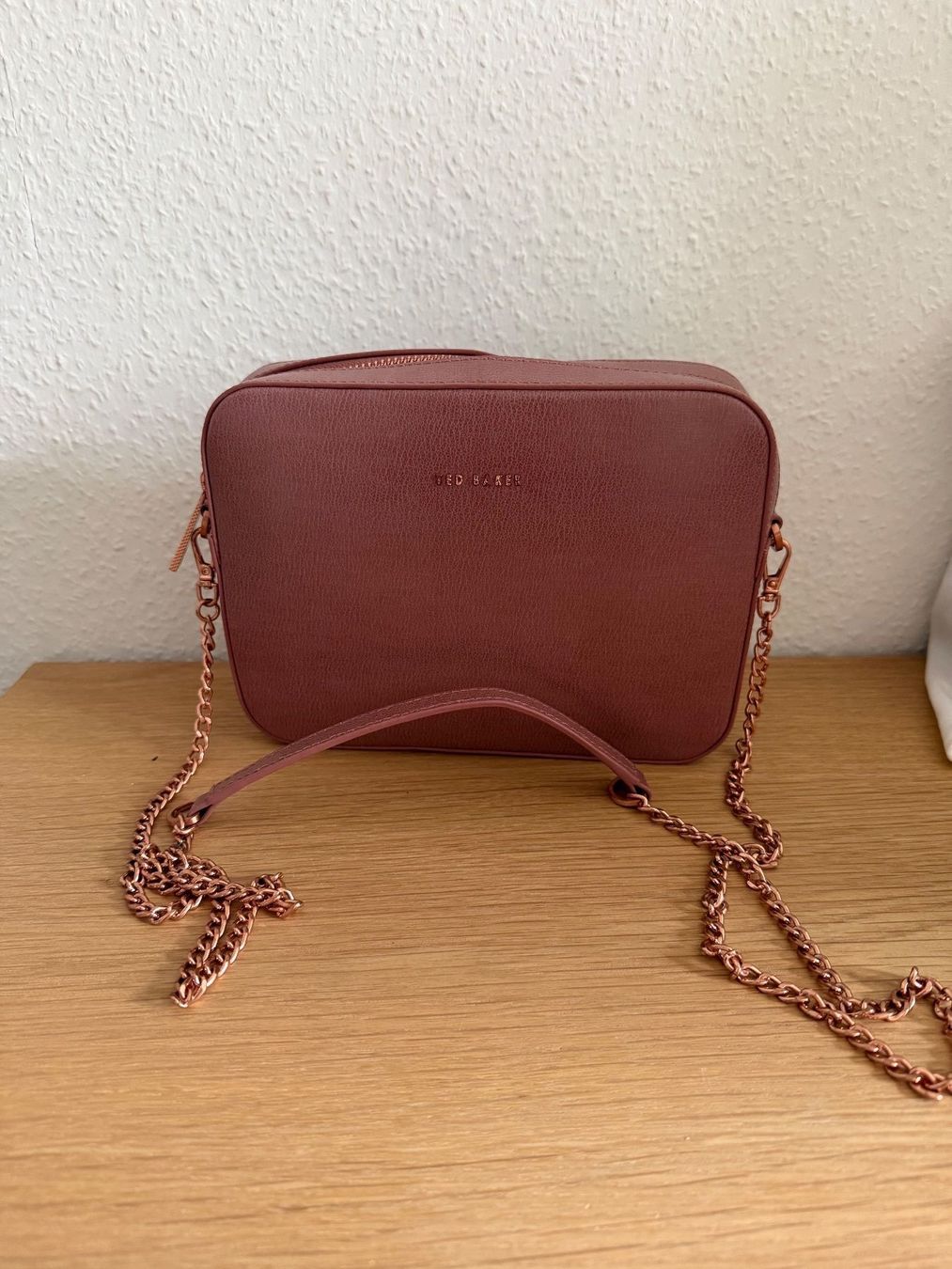Ted Baker Taschen für Damen: Cross-body Tasche Ted Baker, Rosa – Gebraucht aus Zürich von selinicka