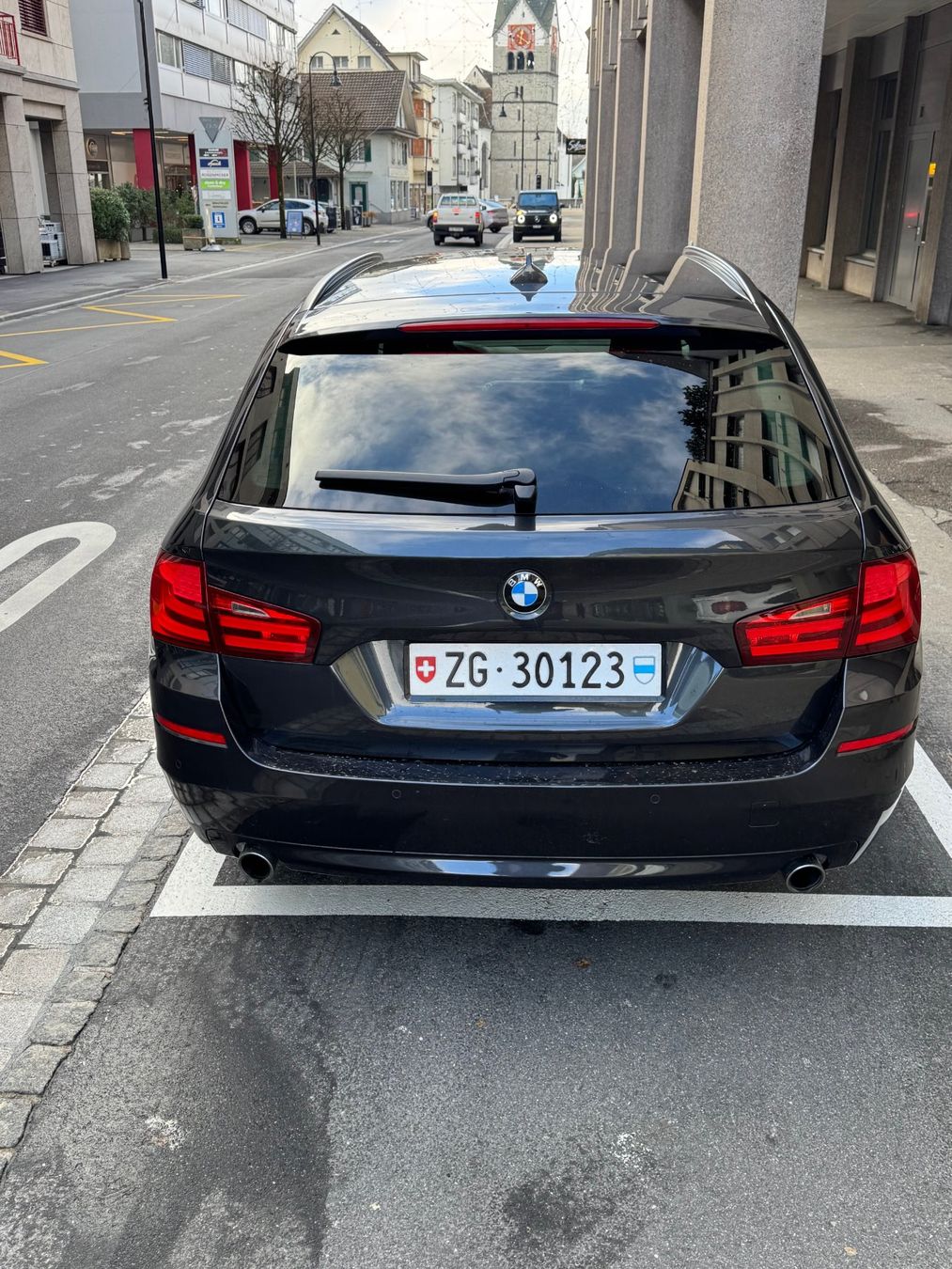 BMW Automobili: BMW 535 Xd Touring ab CHF 5000.00 – Usato da Baar venduto da Lackey7 2