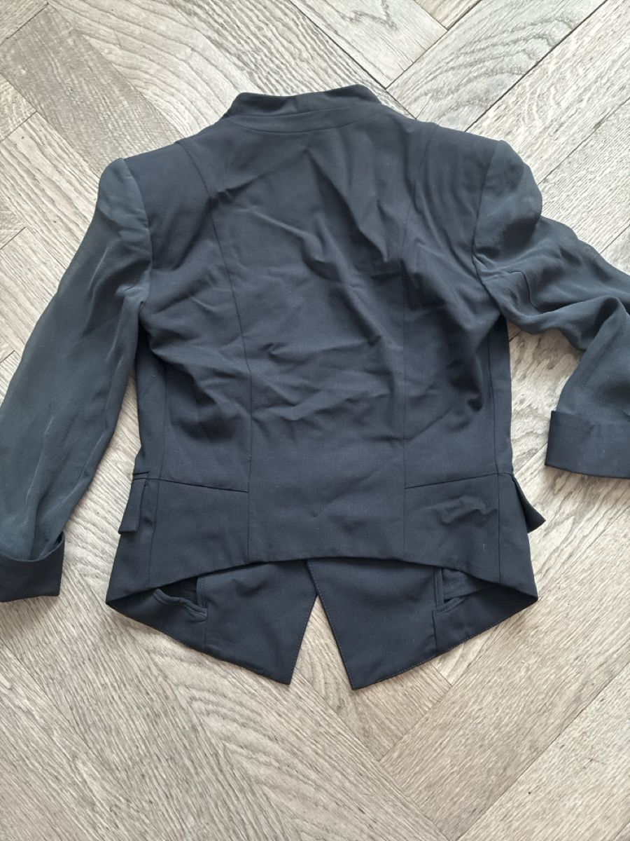 Pinko Giacche: Pinko Blazer Schwarz Groesse 36 guter Zustand – Usato da Zürich venduto da Dsire 2
