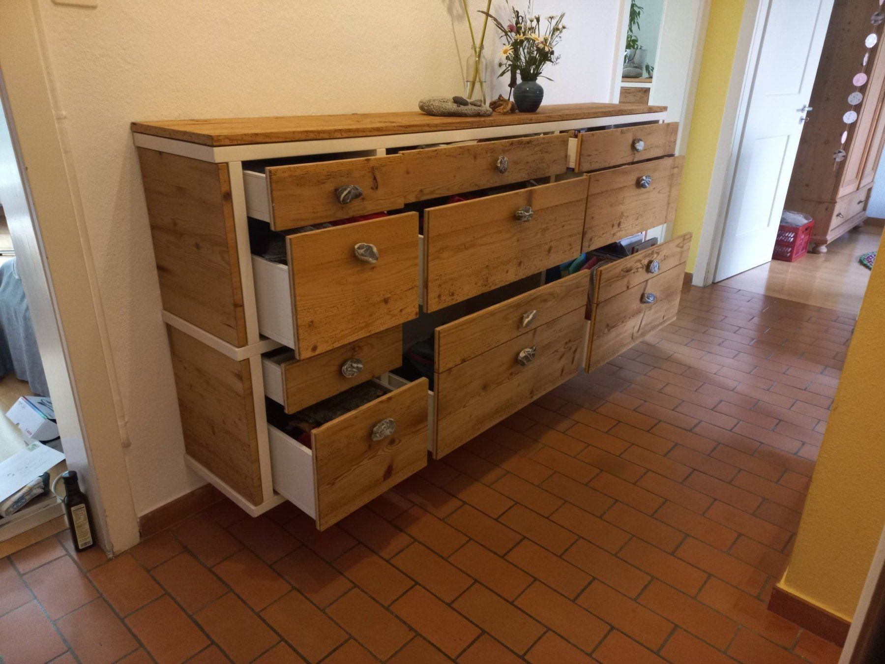 Cassettiere: Hängesideboard – Usato da Thalwil venduto da Klettermax1291 1