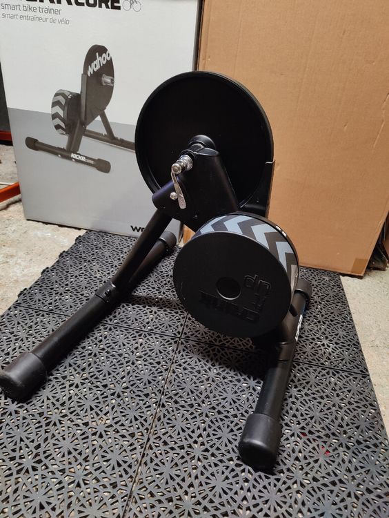 Home Trainer Wahoo KICKR Core (Gebraucht) in Le Brassus für CHF 250 ...