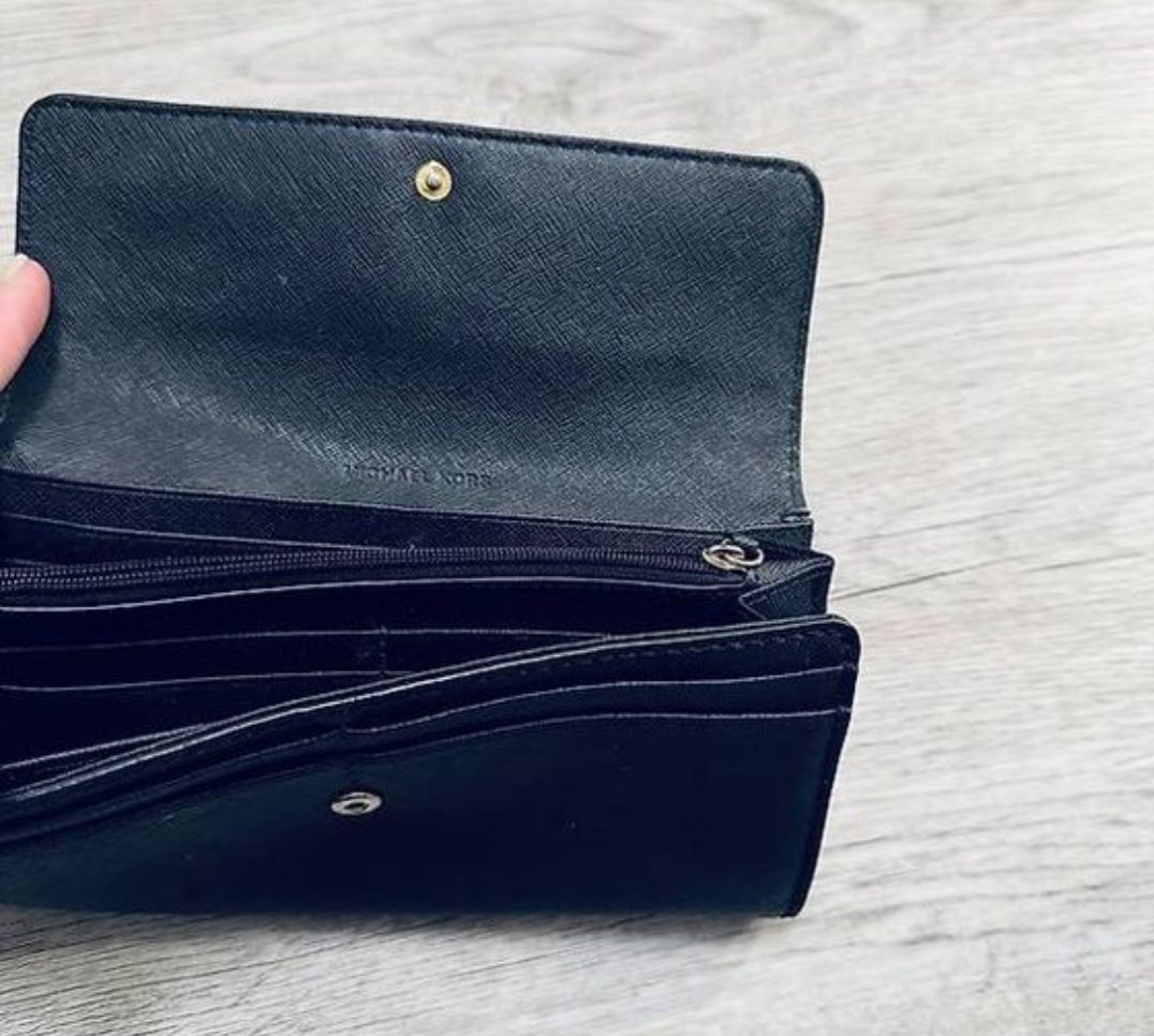 Michael Kors Portamonete: michael kors Portemonnaie – Usato da Schaffhausen venduto da H.Green 1