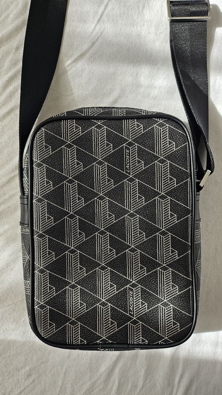 Lacoste Sonstige Kleidung & Accessoires: Sacoche Lacoste noir neuf – Neu und originalverpackt aus Genève von MKStore 3