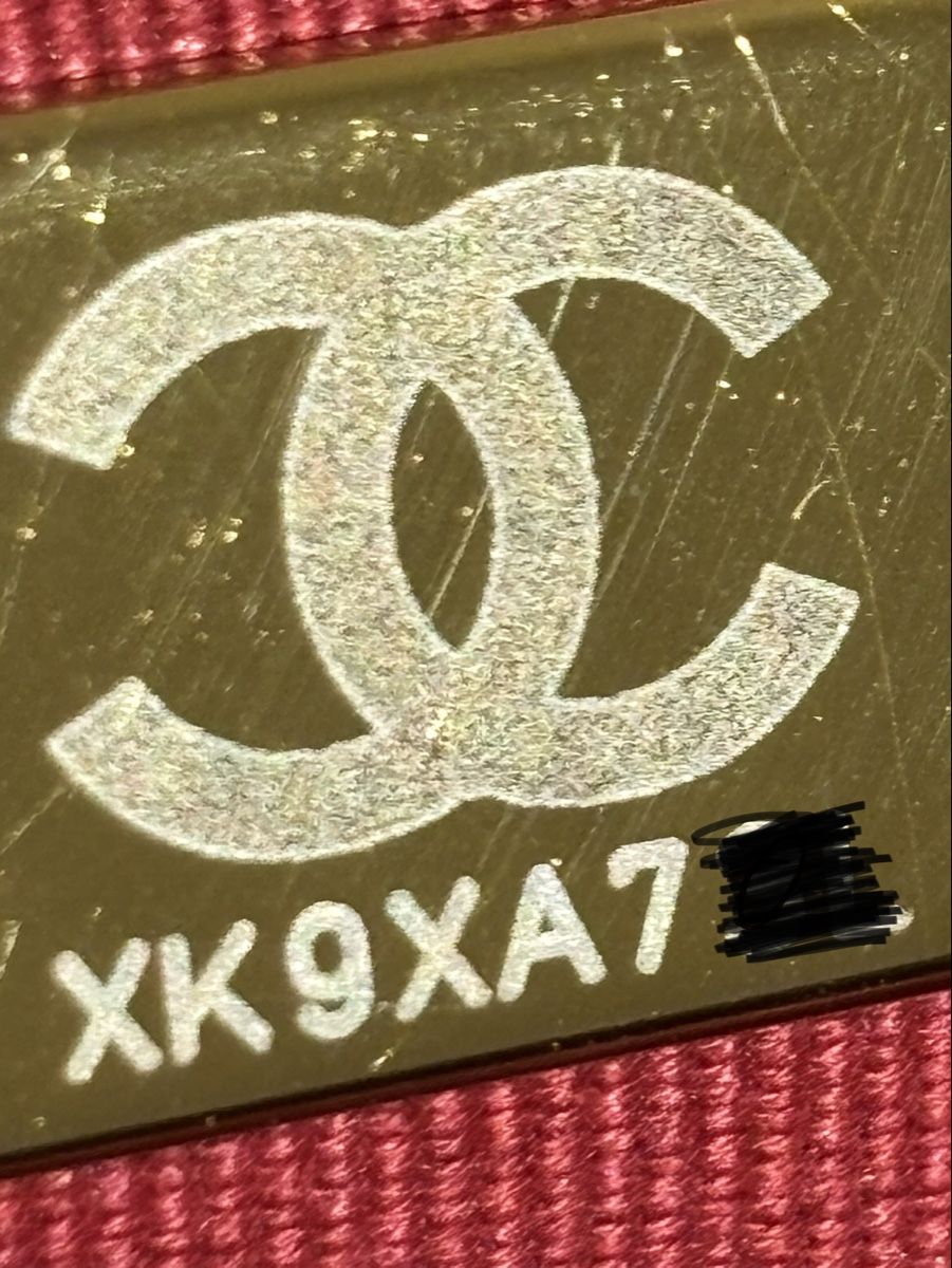 Chanel Borse da donna: CHANEL 19 Handbag Medium in Black Lambskin Practically  New – Nuovo (secondo la descrizione) da Winterthur venduto da Atelier.W 9