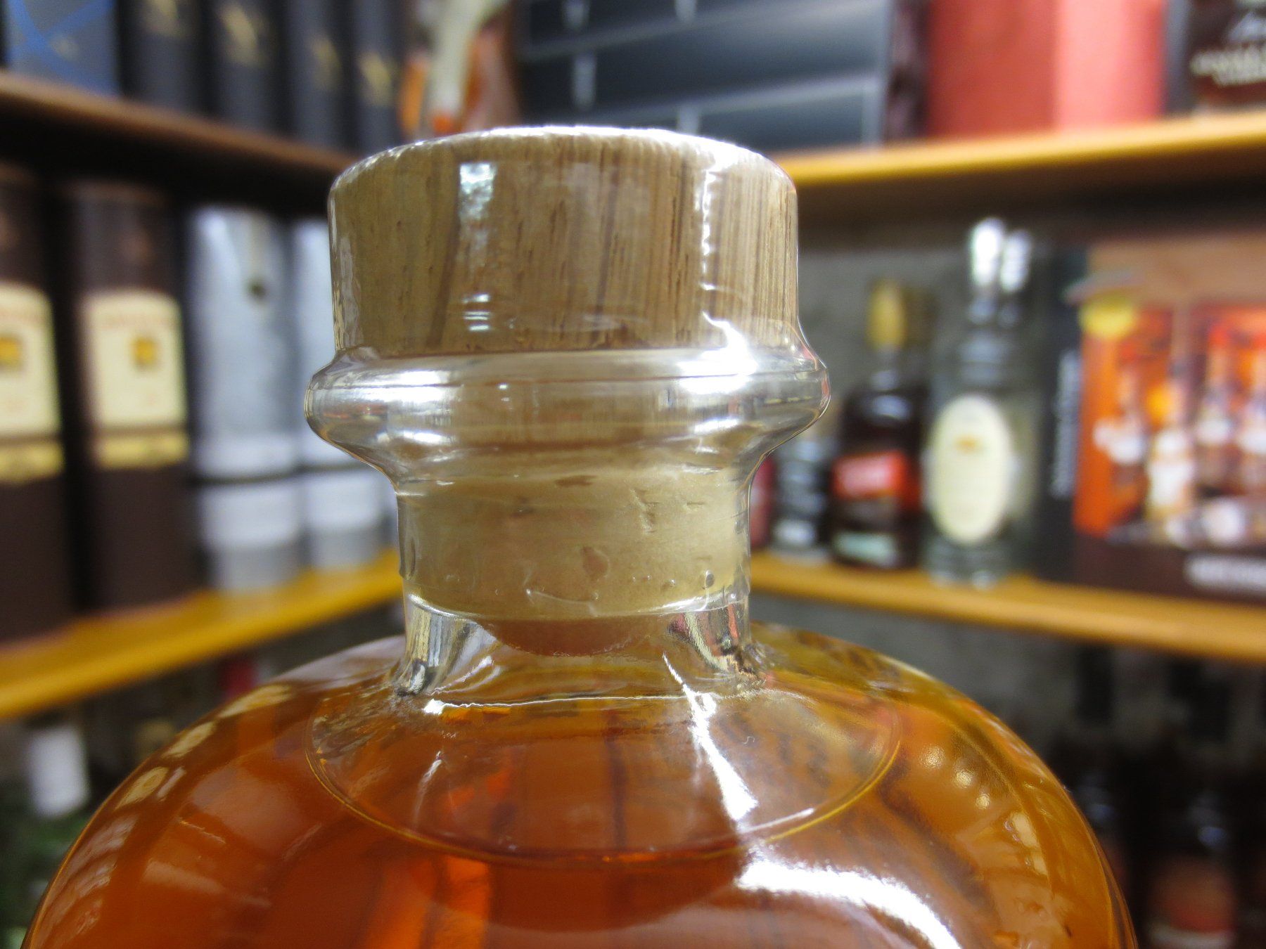 Studer Bevande alcoliche: 1 Fl. Studer Nussknacker Hazelnuss Likör 28 Vol. 50cl. – Nuovo (secondo la descrizione) da Schöftland venduto da Luxury-Store 1