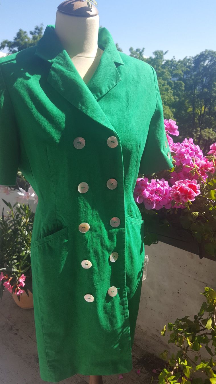Robes: Zweireiher Hemdkleid – D'occasion à Zürich par wilden 3