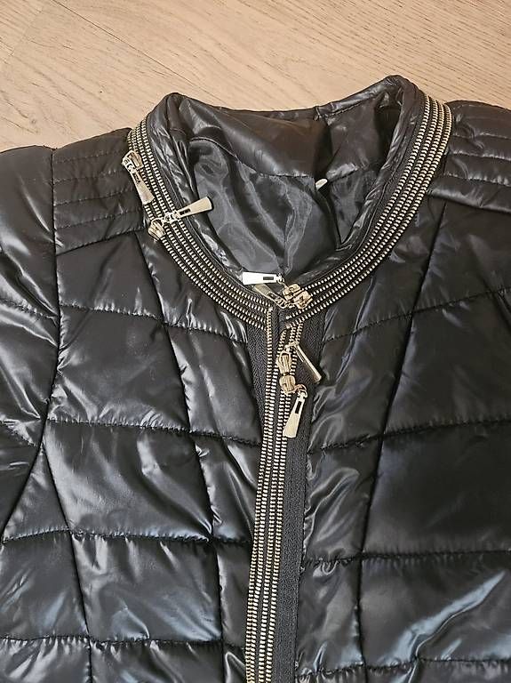 Giacche & Cappotti: Jacke – Usato da Sirnach venduto da magdallena6 2